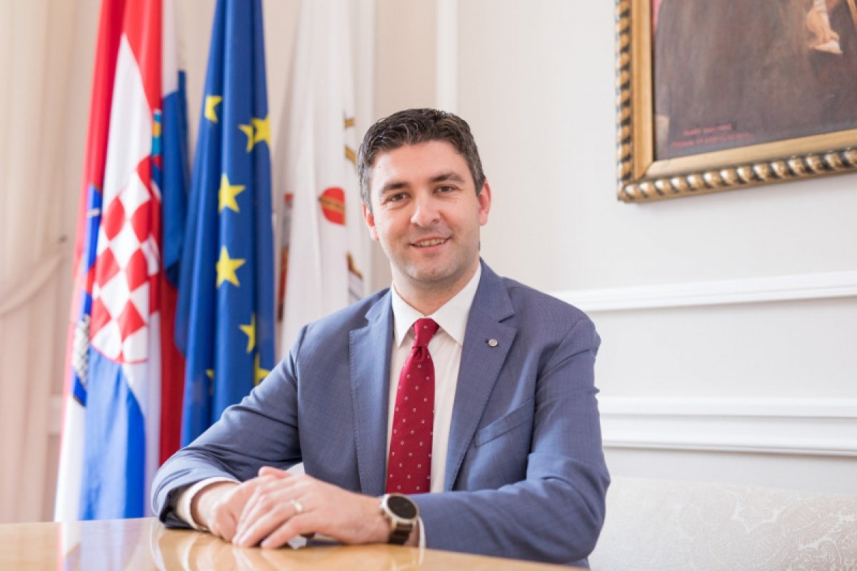 Franković u uskrsnoj čestitci: Trebamo više nego ikad prije snagu tražiti u zajedništvu