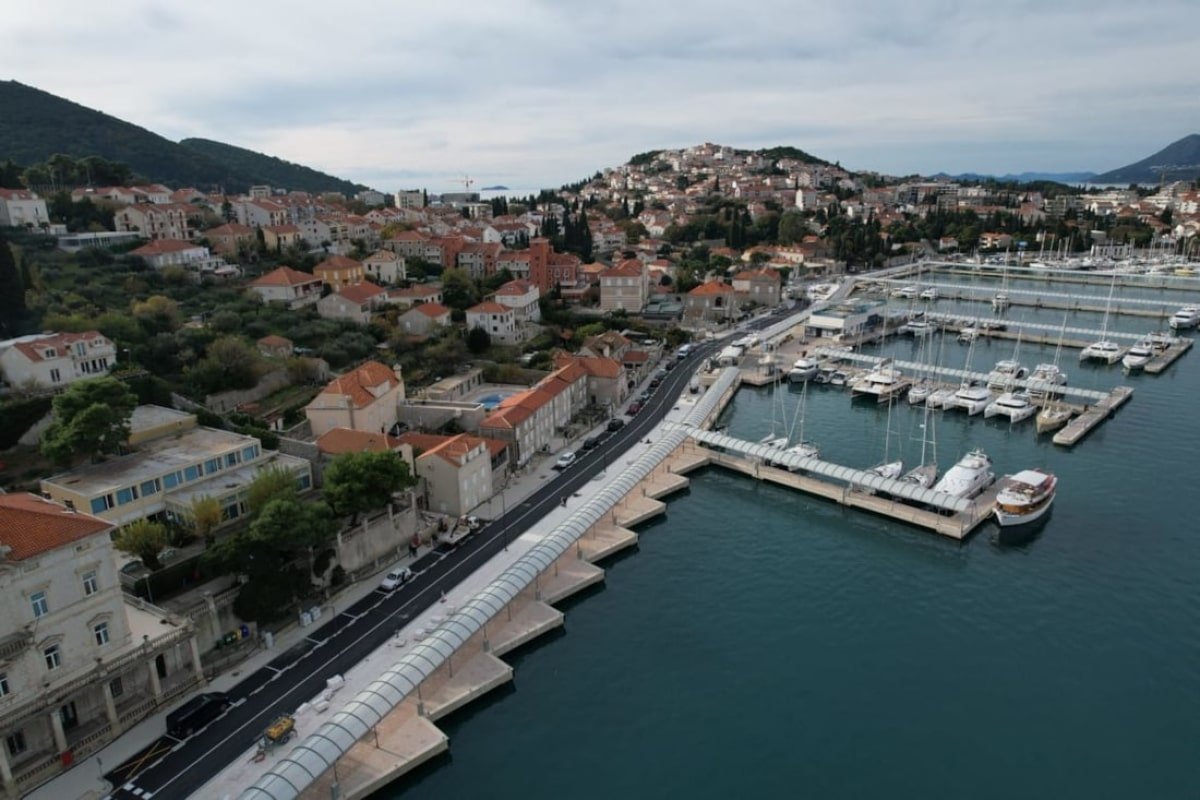 GRAD ĆE SNOSITI TROŠKOVE NOVIH OSOBNIH ZA STANOVNIKE LAPADSKE OBALE, ALI NE I NPR. VOZAČKIH DOZVOLA