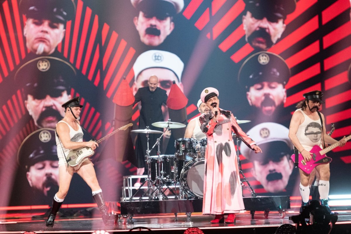Let 3 na 13. mjestu, Švedska pobjednica Eurovizije