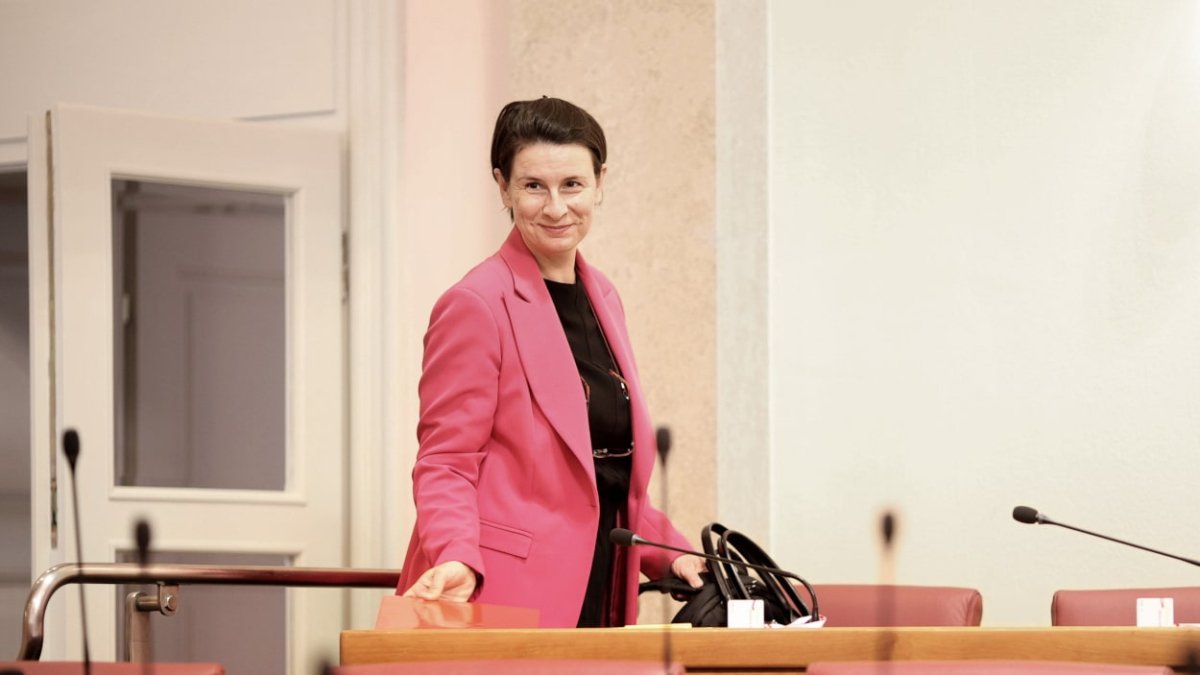 VIKTORIJA KNEŽEVIĆ PITALA PLENKOVIĆA JE LI SPREMAN PODRŽATI IZGRADNJU TUNELA ZA RJEŠENJE PROMETNIH GUŽVI U DUBROVNIKU