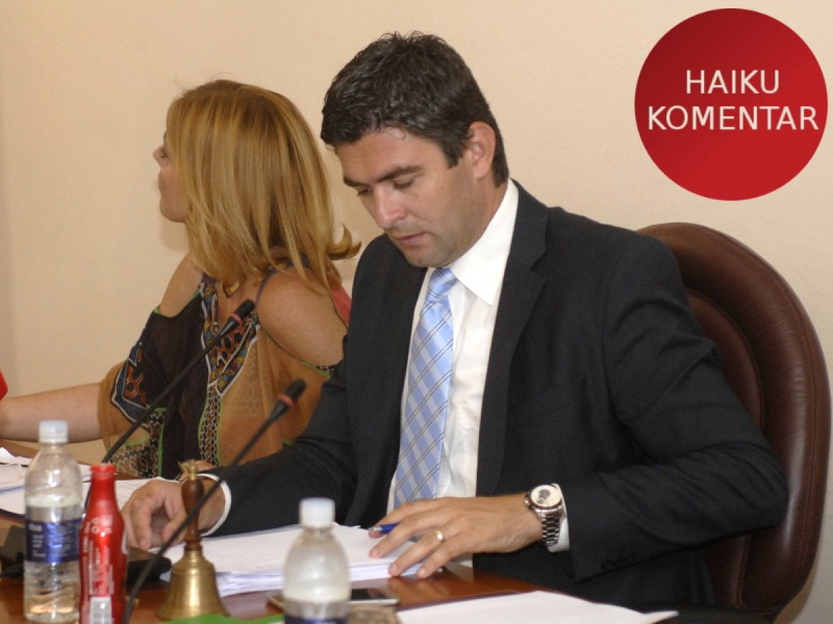 Diplomac