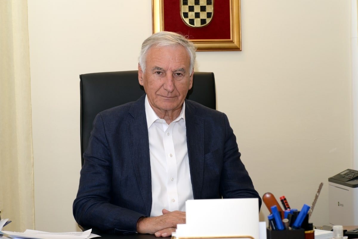DOBROSLAVIĆ U RAZGOVORU ZA JUŽNI: HRVATSKE CESTE MOGU GRADITI BRZU CESTU BEZ DA NAS IŠTA PITAJU