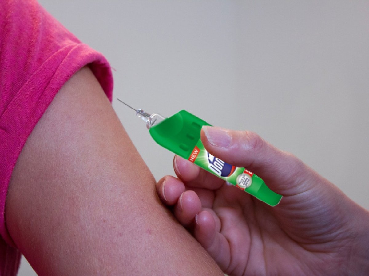Zaboravite cjepivo; Internet „doktori“ preporučuju Domestos 3 U 1, liječi autizam, a štiti i od chemtrailsa i ljudi guštera