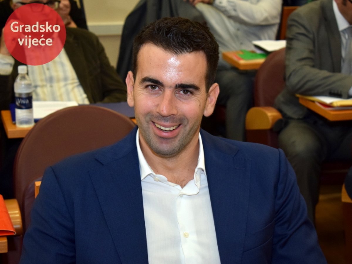 Raguž o Bogdanoviću: Radi se o osobi koja ništa nije učinila u svom mandatu