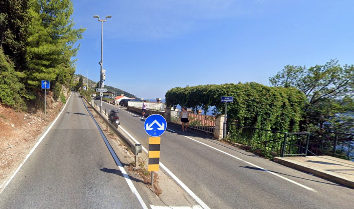 OD TURISTIČKE ŠKOLE DO ZLATNOG POTOKA KONAČNO TROTOAROM