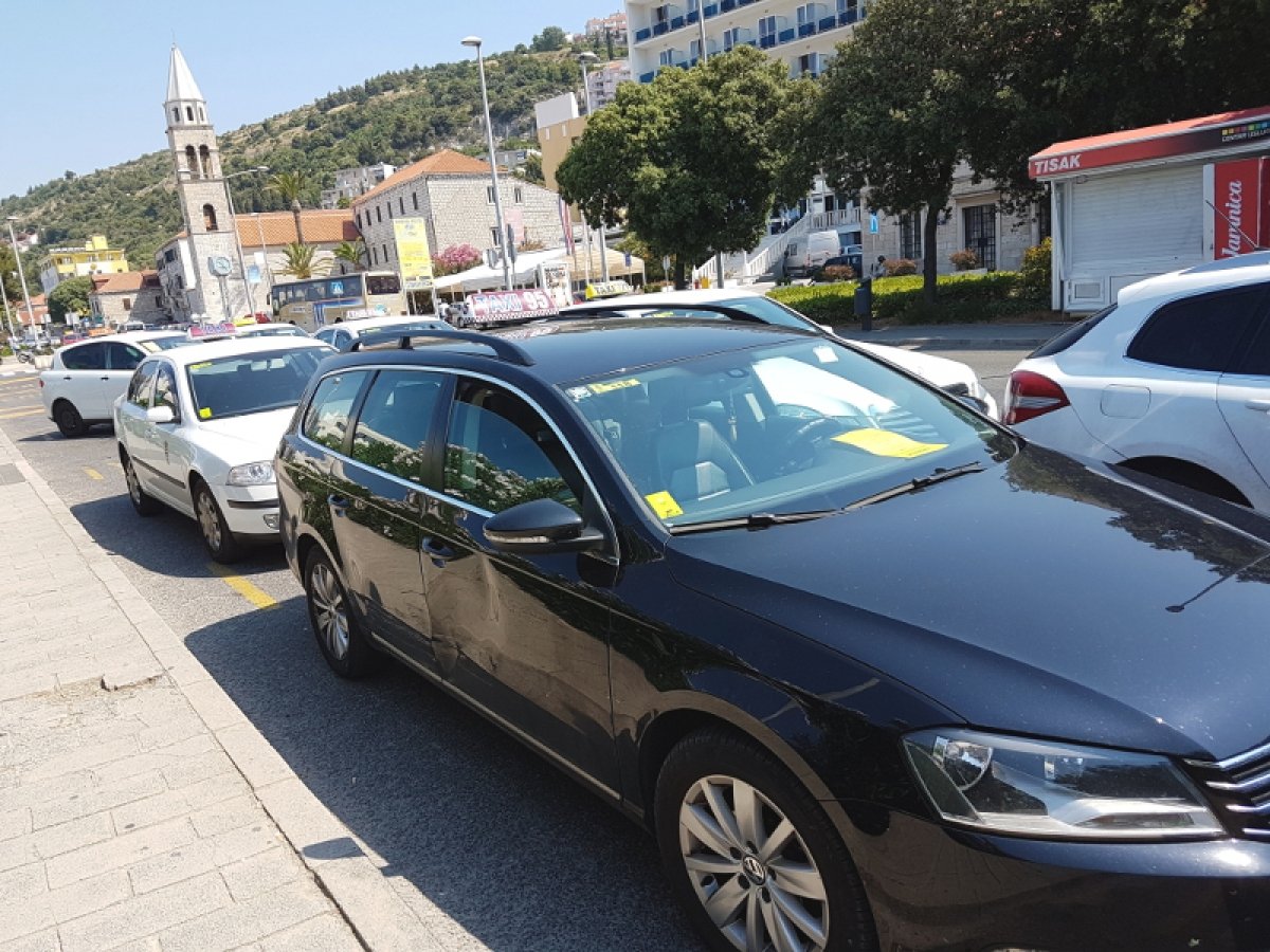Dubrovački taksisti odbijaju voziti zbog Ubera; uskoro nastavljaju s radom