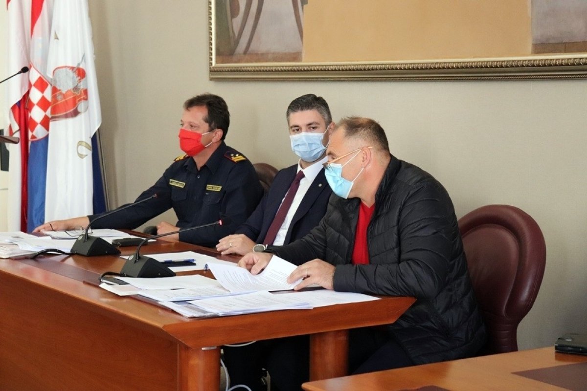 Dubrovačkim vatrogascima osigurana neizmijenjena financijska sredstva za 2021. godinu