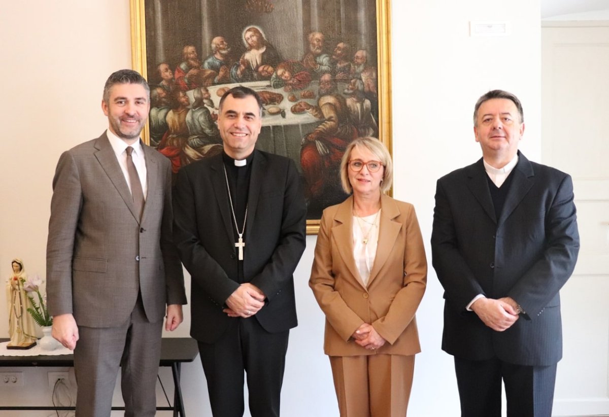 SUSRET BISKUPA GLASNOVIĆA I GRADONAČELNIKA FRANKOVIĆA USUSRET USKRSU