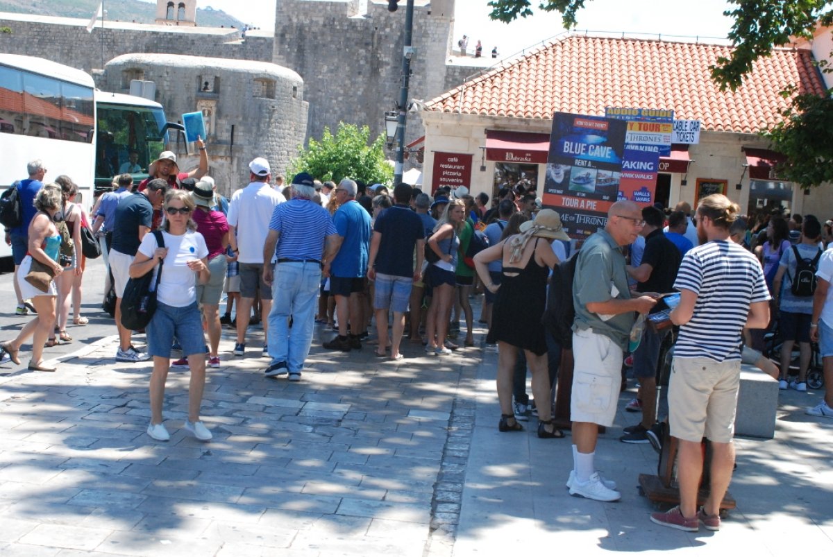 Rušenje Dubravke za otvaranje vizura... Što o tome misle vijećnici ...