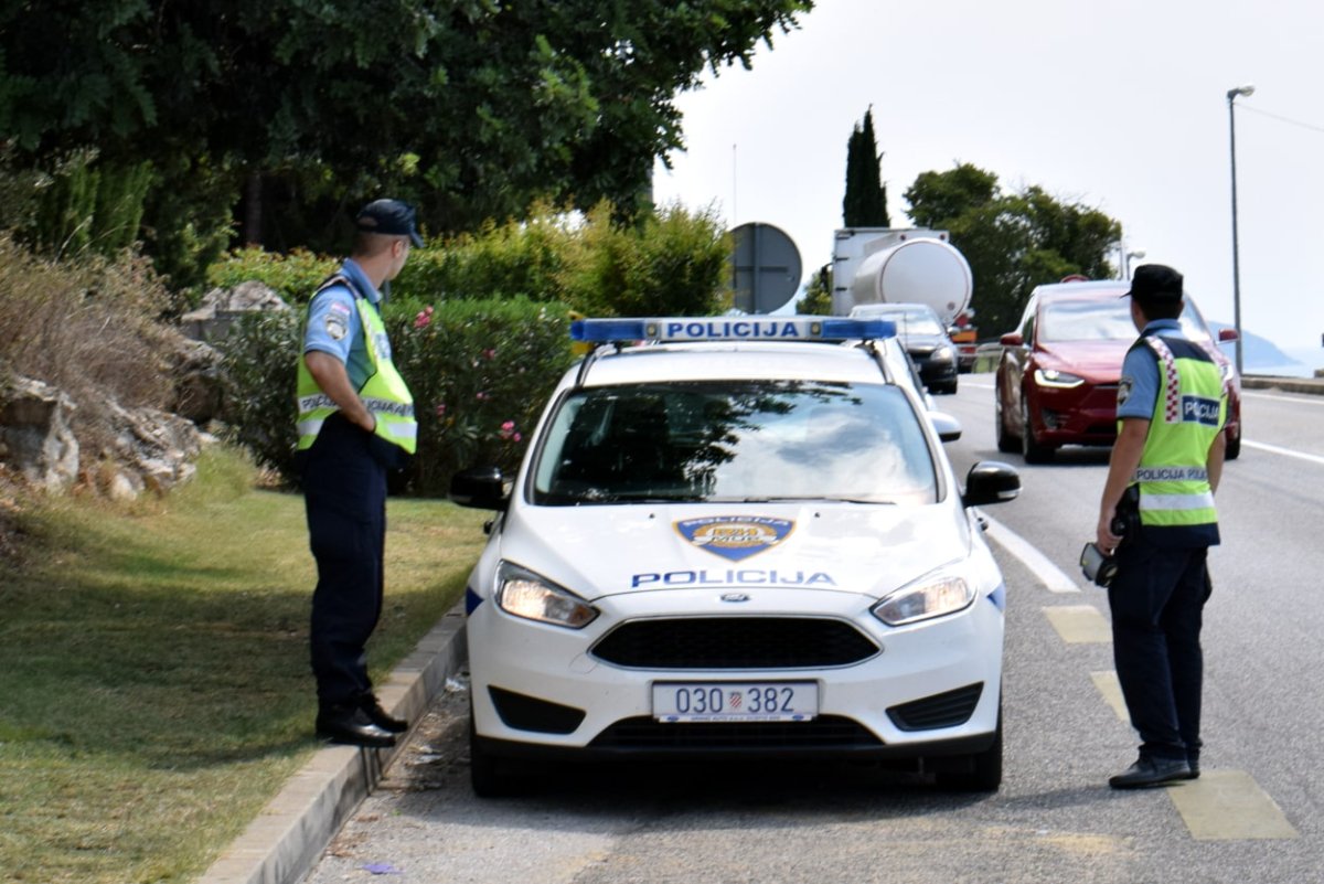 ČETIRI OSOBE TEŠKO OZLIJEĐENE U PROMETNIM NESREĆAMA