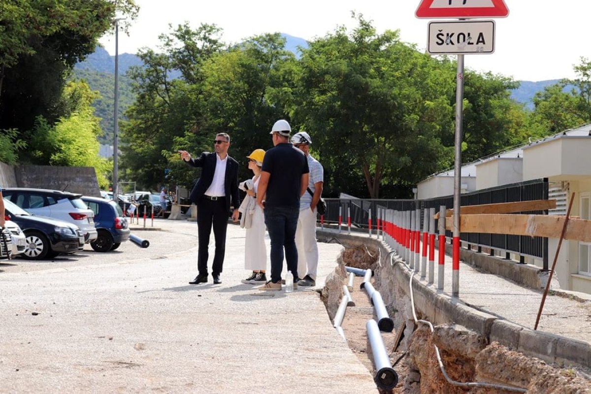 GRADONAČELNIK FRANKOVIĆ: SVJESNI SMO DA ĆE SE IZNAD NOVE CESTE TAMARIĆ GRADITI, SPREMNI SMO ZA TO