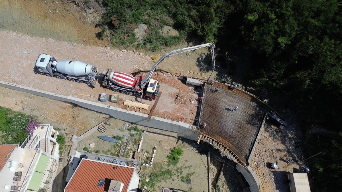 PONOVO SE INTENZIVIRALI RADOVI U MOKOŠICI, GRADI SE MOST PREKO TAMARIĆA