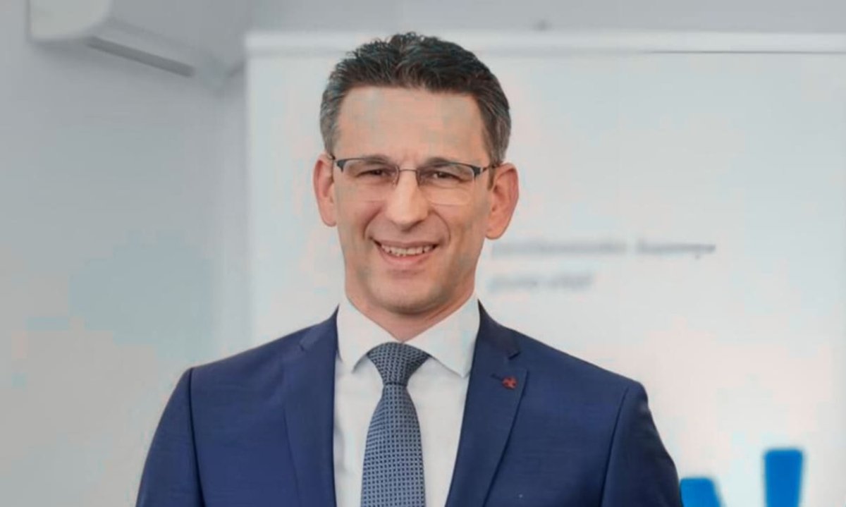 PRED DRUGI KRUG OVAJ JE PUT IZOSTALA PODRŠKA LJEVICE PETROVU