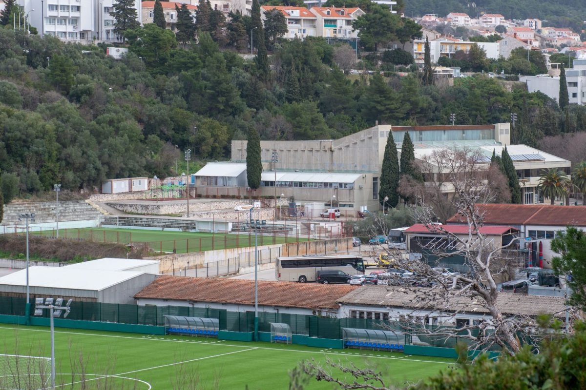 FRANKOVIĆ:  MOŽE LI SE NETKO SJETITI JEDNE JEDINE SPORTSKE GRAĐEVINE NAPRAVLJENE U GRADU U OSAM GODINA DOK JE ZA SPORT BILA ZADUŽENA TATJANA ŠIMAC BONAČIĆ?