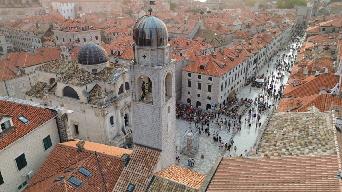 JAVNO SAVJETOVANJE O ODLUCI O ZAKUPU JAVNIH POVRŠINA