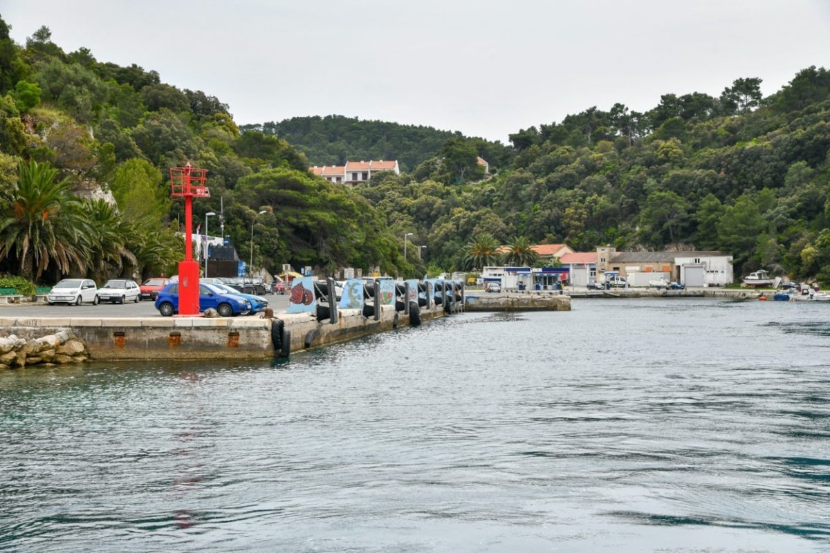 PROŠIRENJEM LUKE UBLI BIT ĆE I BOLJI PLOVIDBENI RED KATAMARANA ZA LASTOVO