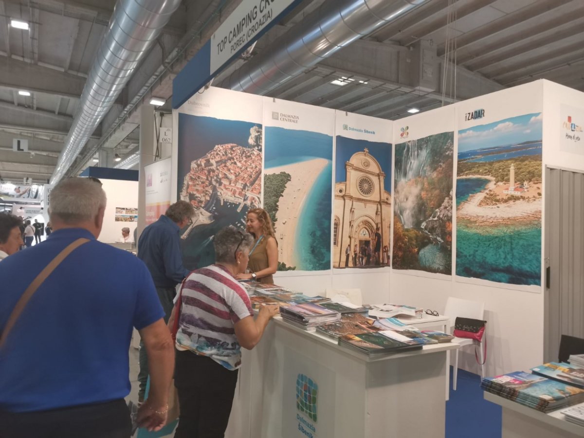 Županijska TZ predstavlja ponudu kamperskog turizma u Parmi