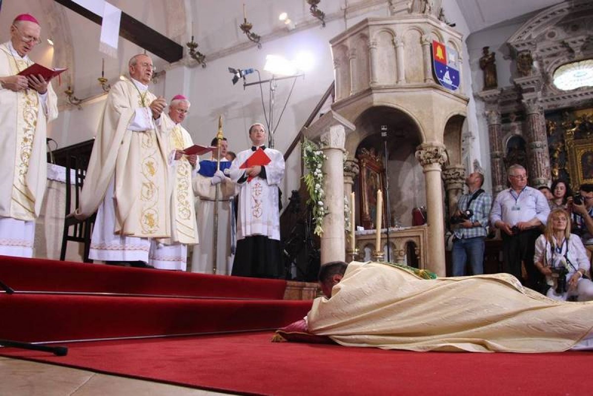 Don Petar Palić zaređen za hvarskog biskupa