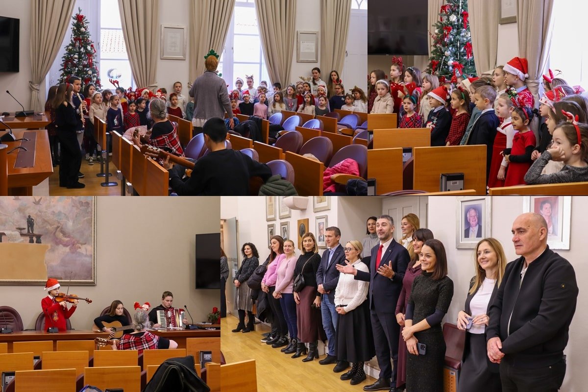 Foto / MALI KOLENDARI I OVE GODINE U GRADSKOJ VIJEĆNICI