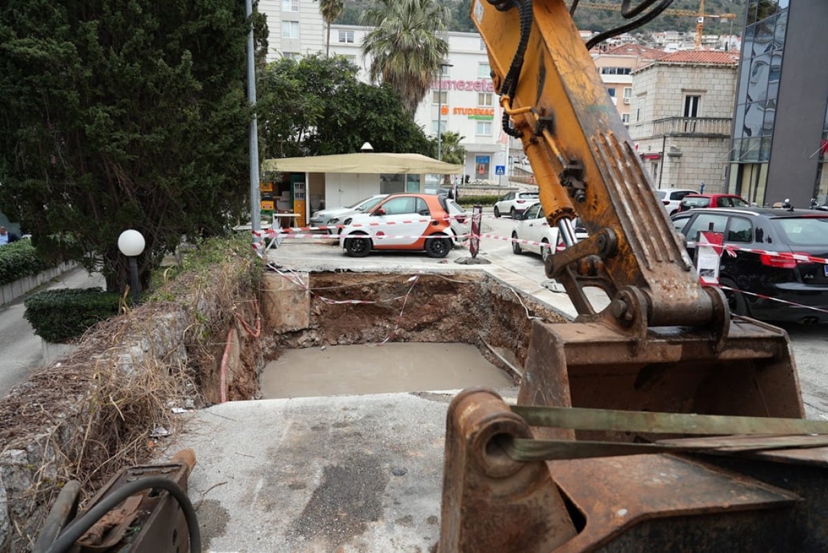 POČELA UGRADNJA 23 PODZEMNA SPREMNIKA NA ŠEST LOKACIJA