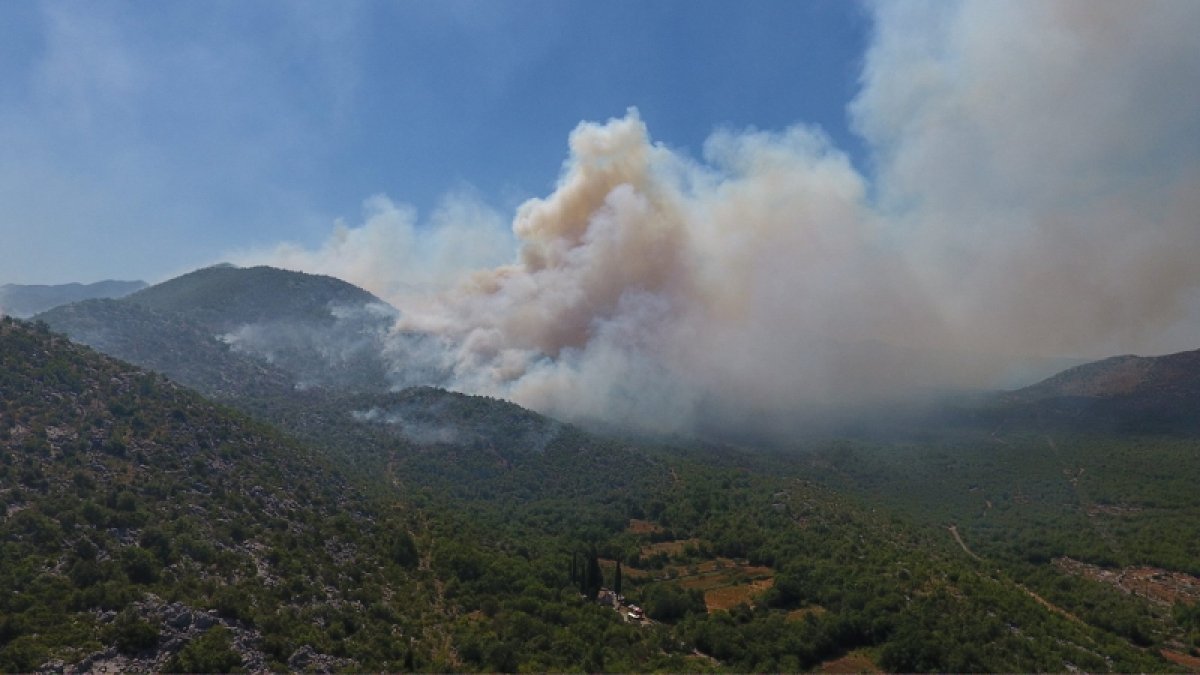 Još gori u Dubrovačkom primorju
