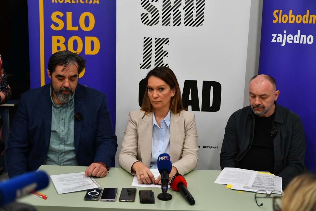 HDZ: SRĐEVCI, DO JUČER NAJVEĆI MORALISTI I ZAŠTITNICI JAVNOG STALI SU KAO BRANA ŠTITEĆI OTIMAČINU JAVNOG