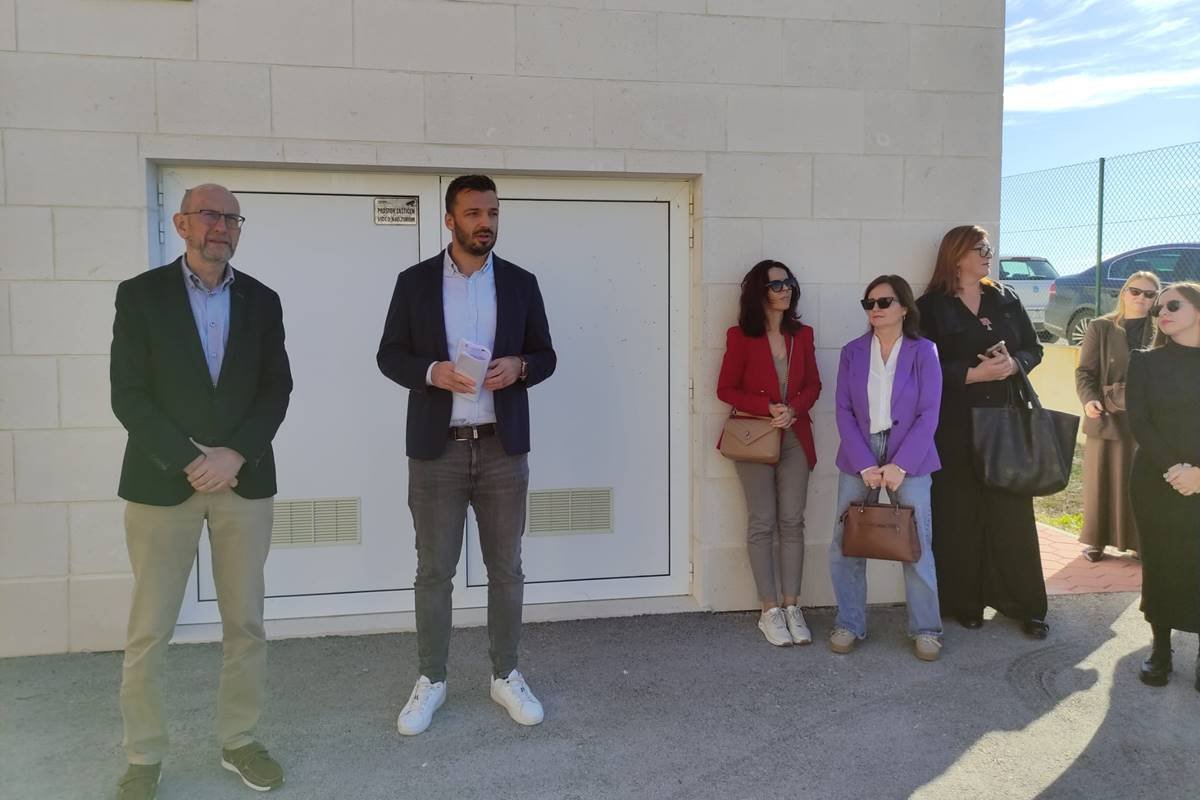 U MOLUNTU UREĐEN LABORATORIJ ZA KONTROLU KVALITETE VODE