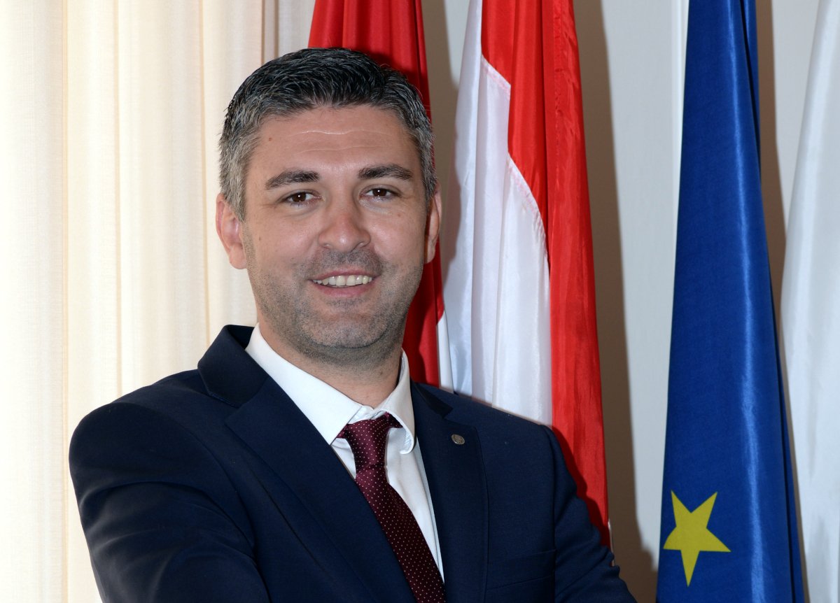 Franković proglasio „apsolutnu pobjedu” HDZ-a na izborima za gradske kotare i mjesne odbore