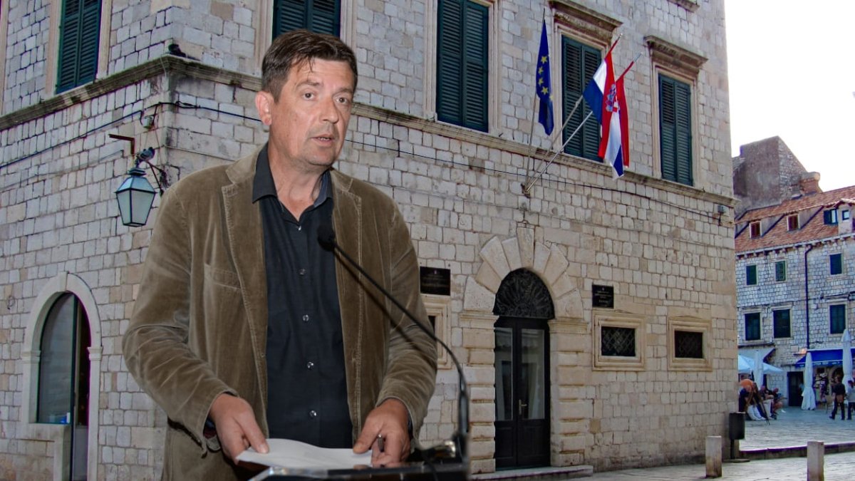 PERO JERKOVIĆ (MOST): U ŽUPANIJI IMA SPAVAČA, ALI I ONIH KOJI VRIJEDNO RADE, ŽUPAN IH JE MOGAO POHVALITI