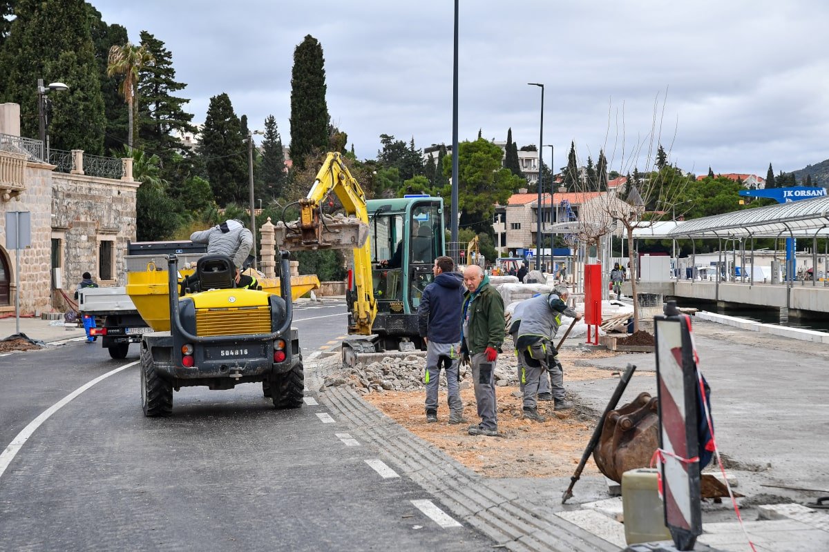 ZAŠTO CESTA OD ORSANA DO POŠTE NIJE NAPRAVLJENA DVOSMJERNOM...
