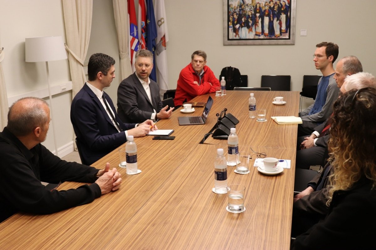 RIT-ovci predložu otvaranje Centra za spektralno snimanje dokumenata i otkrivanje izgubljenih tekstova