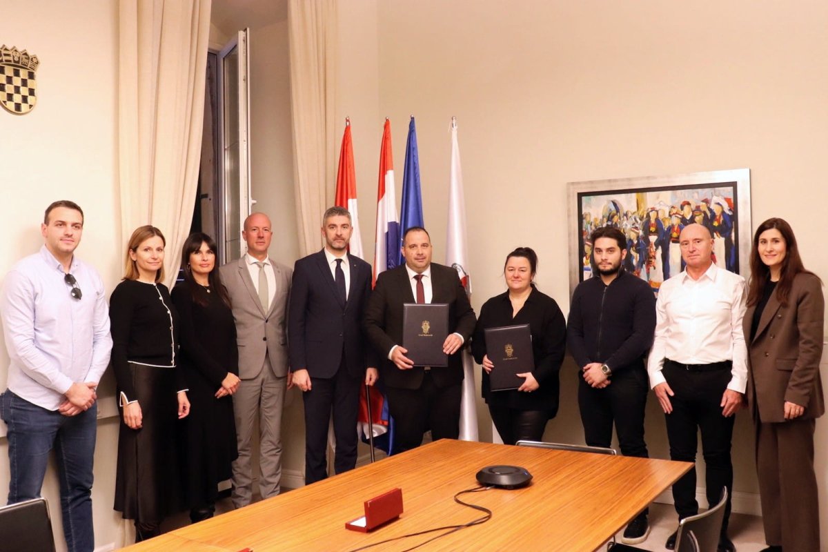 NASTAVAK ELEKTRIFIKACIJE VOZNOG PARKA LIBERTASA, NABAVLJAJU SE JOŠ DVA ELEKTRIČNA AUTOBUSA