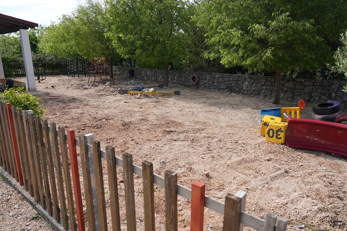 SANACIJA DJEČJEG IGRALIŠTA NA OSOJNIKU