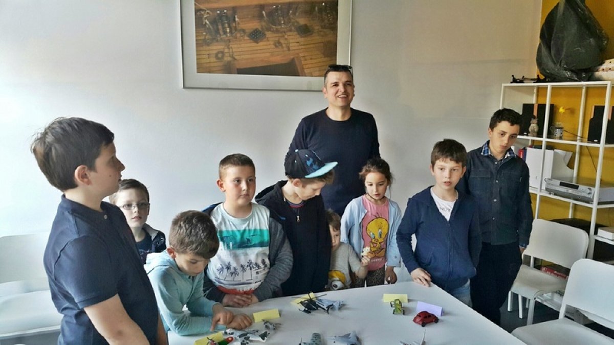 Otvorena izložba malih maketara