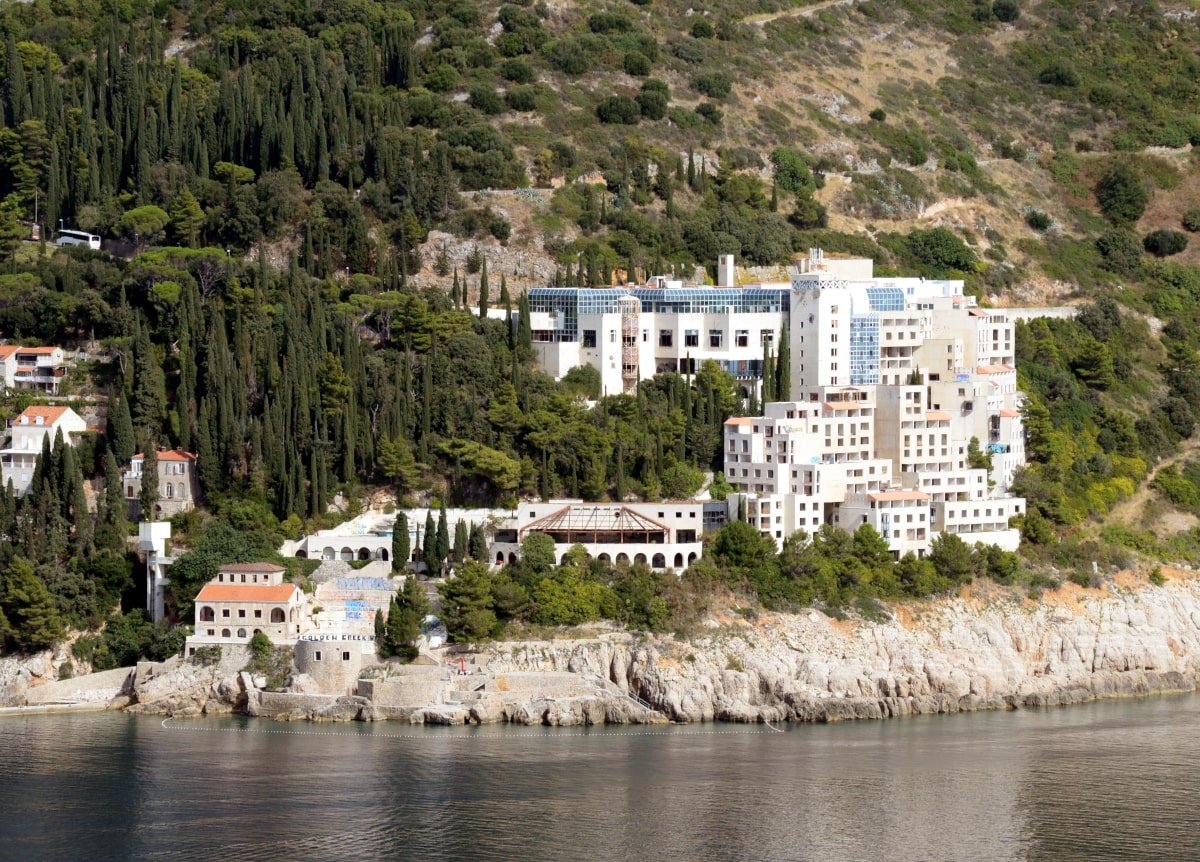 Tko je vlasnik Belvedera?